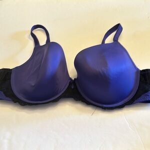 TORRID CURVES LACE BRA SZ 42B